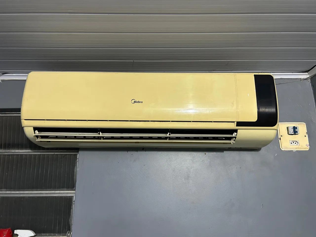 Central de ar 28 mil btus Midea