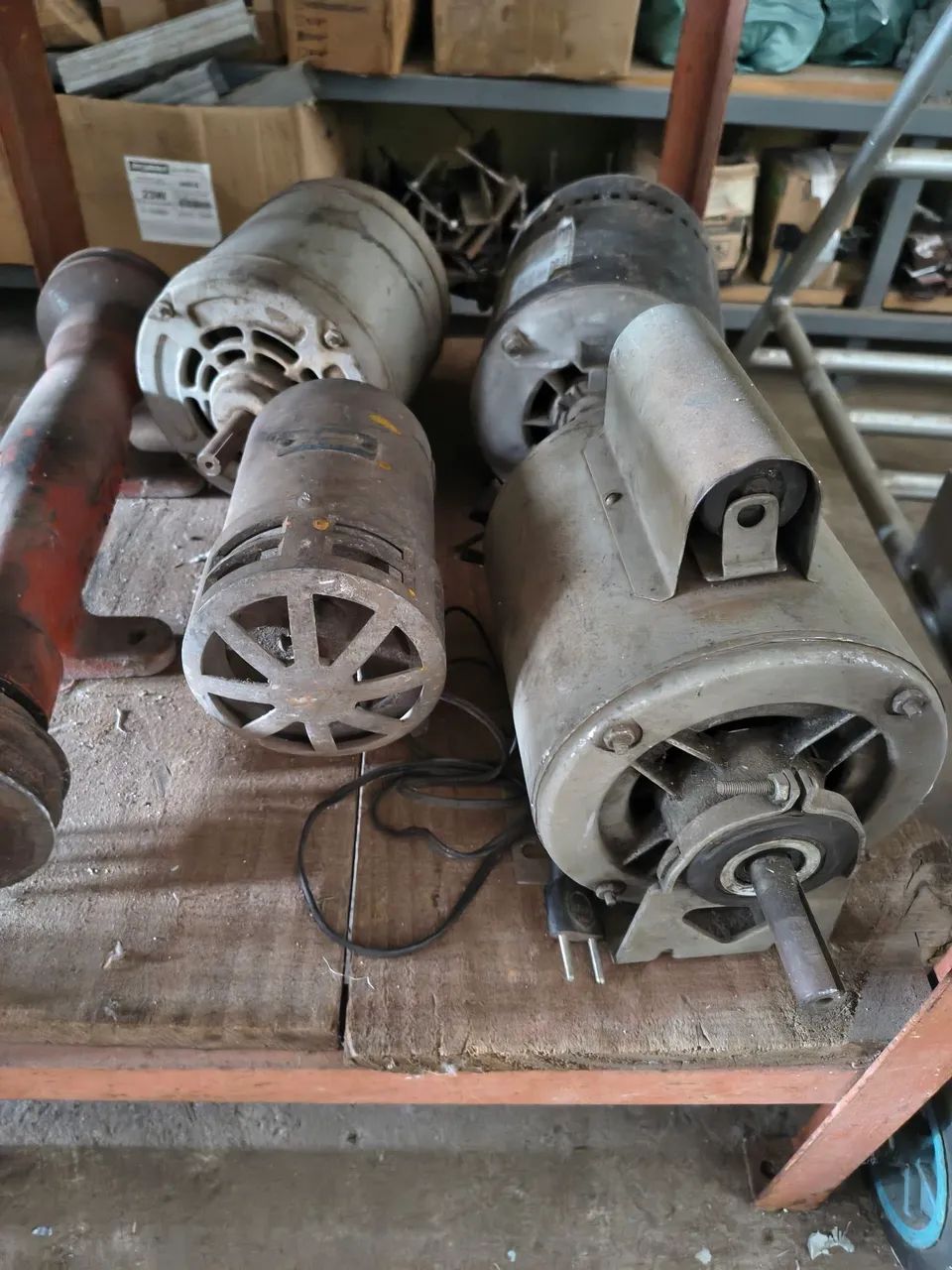 MOTOR TRIFÁSICO 