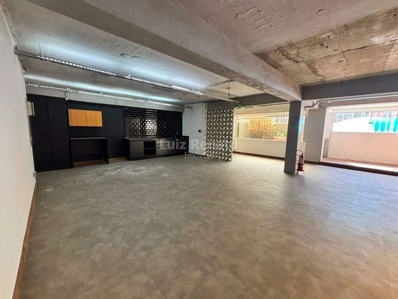 Sala comercial para aluguel, com 441,84m² no bairro Cruzeiro - Foto 4