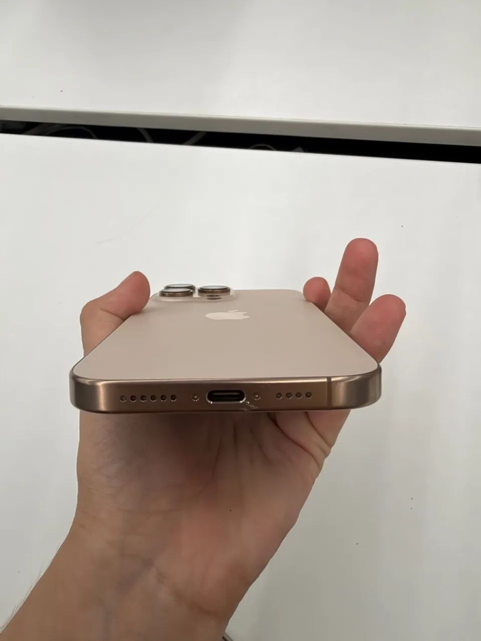 iPhone 16 pro Max  - Foto 3
