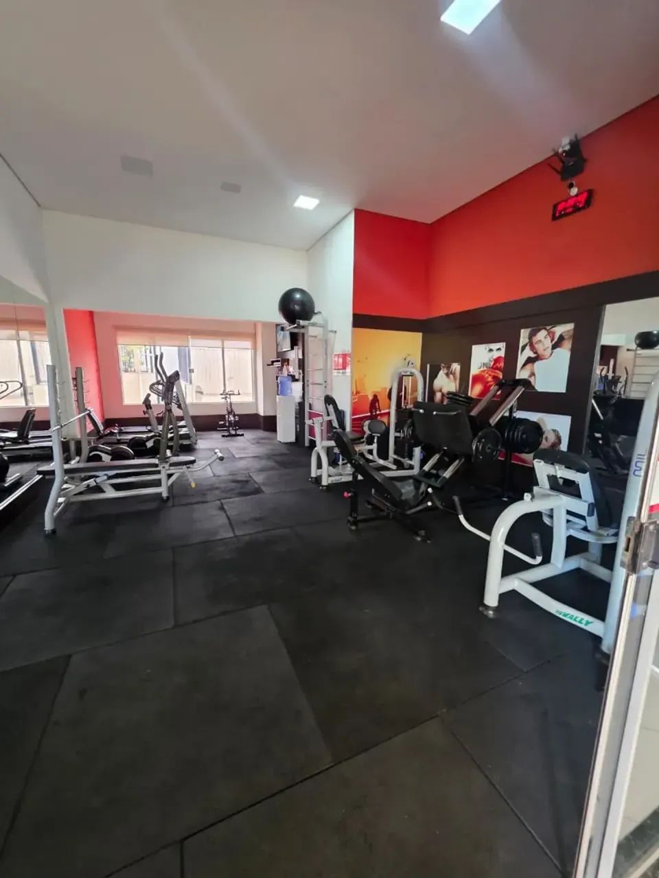 Apartamento para alugar com 4 quartos 3 suítes  sacada - Foto 4