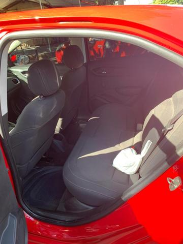 Vendo/troco/financio lindo onix 2014/ 1.0 completo - Foto 13