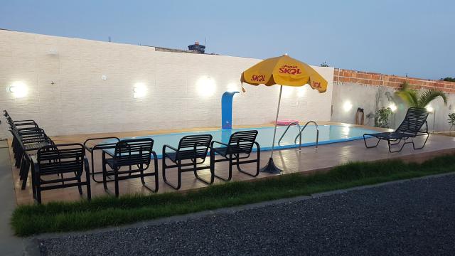 Alugo casa com piscina pra final de semana, em barra do Jacuípe, em condomínio fechado - Foto 2