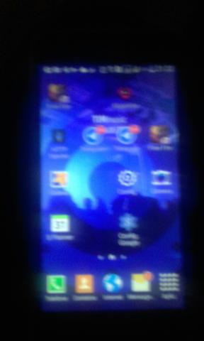 Vendo Telefone com trincado na parte de cima - Foto 2