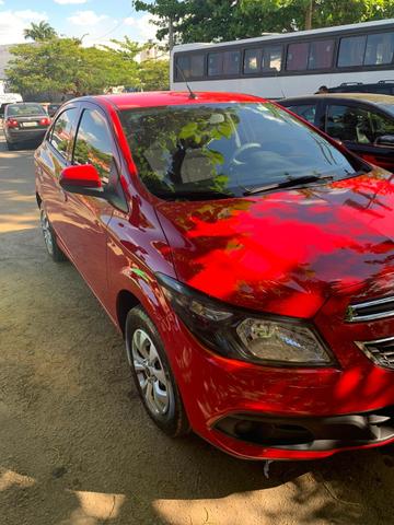 Vendo/troco/financio lindo onix 2014/ 1.0 completo - Foto 2