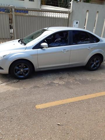 Ford Focus sedan 2010/10 - Foto 2