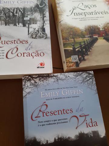 Livros Romance Literatura adulta 3 Livros + 1 Brinde