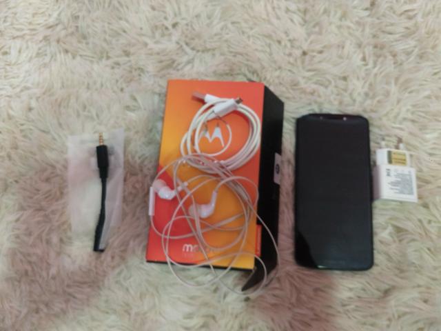 Moto E5 Plus