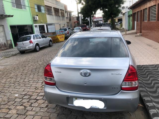 V/T Etios sedan X 1.5 2015/2015 de particular, Ipva 2019 ok! - Foto 2