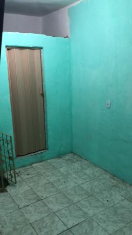 Casa 1/4 por 350 fora água e luz - Foto 5