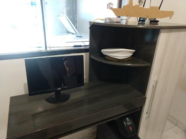 Escrivaninha/Mesa para computador