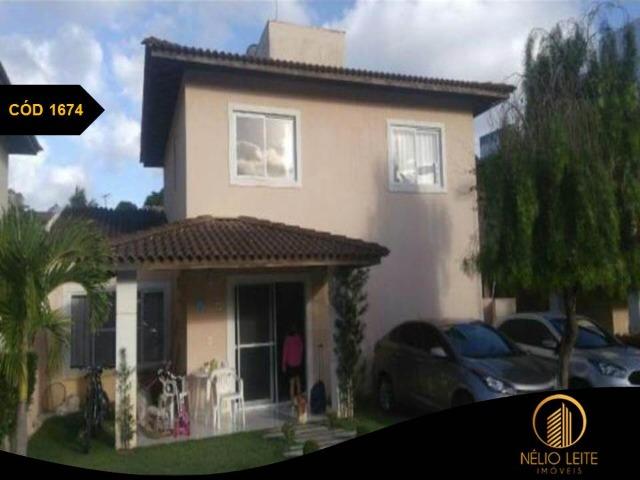 Casa em Piatã com 3/4, 02 vagas 3 164m² no Cond. Reserva das Mangueiras