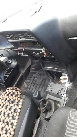 Vendo carro Monza 89 valor 3.000 preço negociável