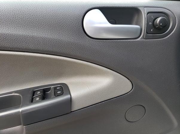 VOLKSWAGEN VOYAGE 2012/2013 1.6 MI TREND 8V FLEX 4P MANUAL - Foto 5