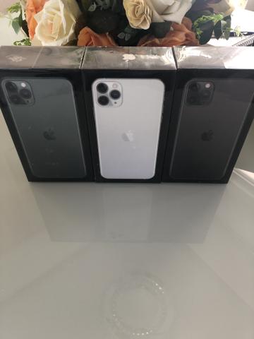 IPhone 11 pro max 64 Gb novo lacrado - pronta entrega