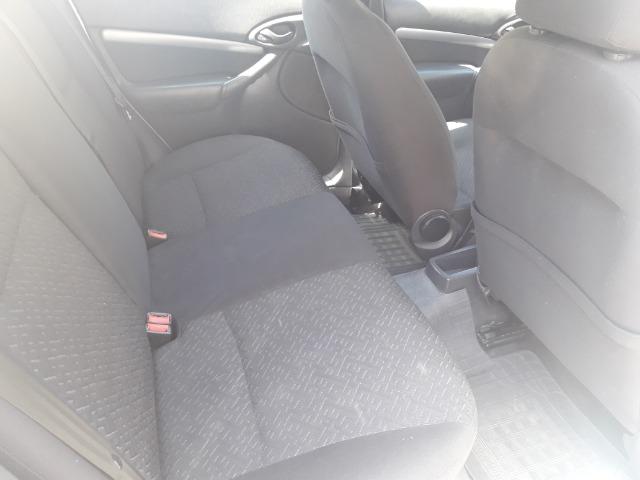 Ford Focus Hatch GLX 1.6 8v flex - único dono - Foto 9