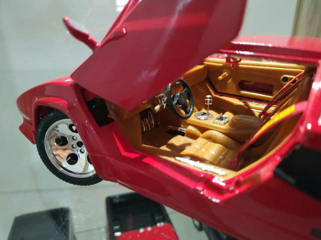 Miniatura Lamborghini 1:18 - Foto 5
