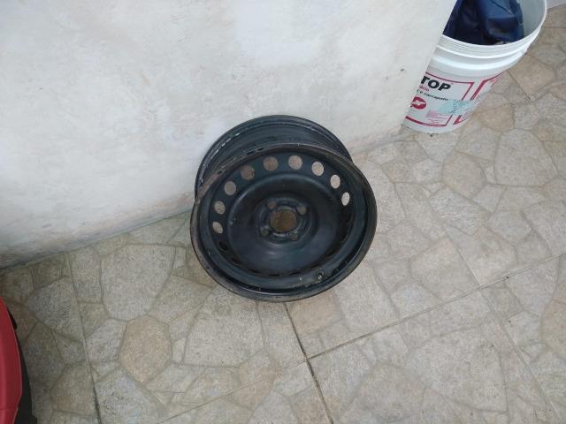 Rodas originais do Renault Logan