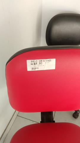 Cadeira Diretor 69,00 SEMI-NOVA - Foto 4