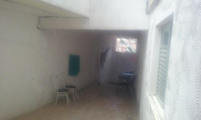 Na primeira entrada a direita de Cosme de Farias/ 3 quartos