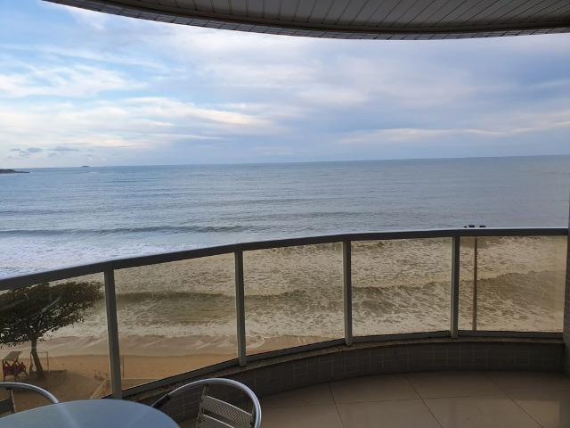 Apto Beira Mar ,c/3 Qtos C/1suítes, C/2gar. Vista Total