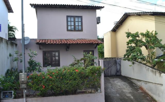 Casa duplex solta em condomínio fechado - Foto 2