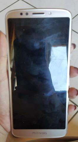 Moto G6 play