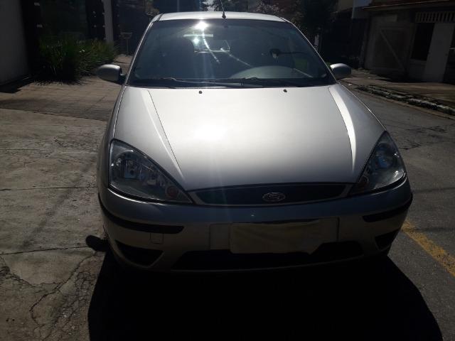 Ford Focus Hatch GLX 1.6 8v flex - único dono - Foto 6