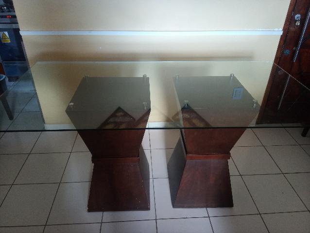 Mesa em madeira. Beleza e sofisticação. Urgente.R$ 600 tel. - Foto 2