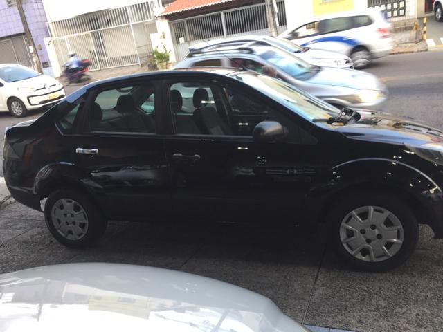 FIESTA sedan 1.6 2011