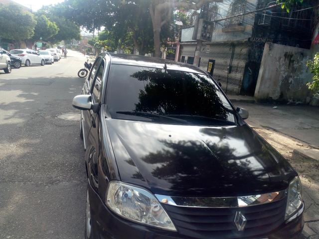 Vendo Logan 11/11