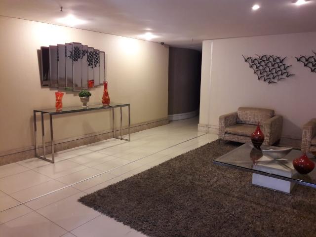 Lindo apartamento mobiliado vista mar com 3 quartos e 2 vagas - Foto 14