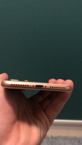 IPhone 8 Plus 64 Gb Dourado ótimo estado - Foto 2