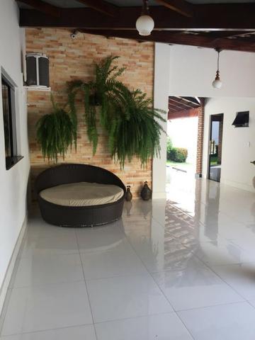Casa Moderna de 5 quartos sendo quatro suítes toda no Blindex e porcelanato - Foto 5