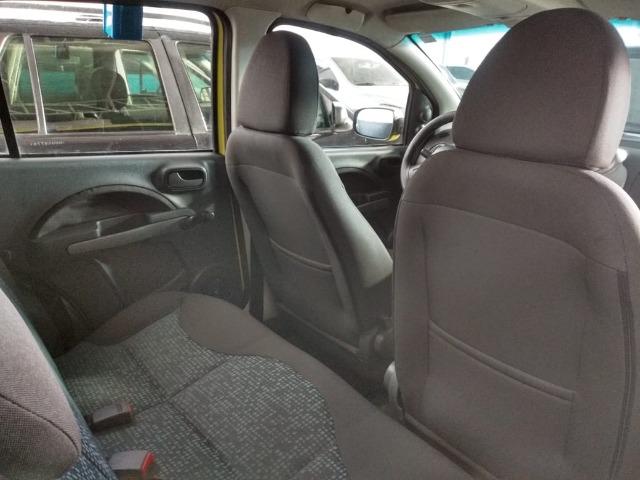 Fiat Uno Attractive 1.4 2011 - Foto 6