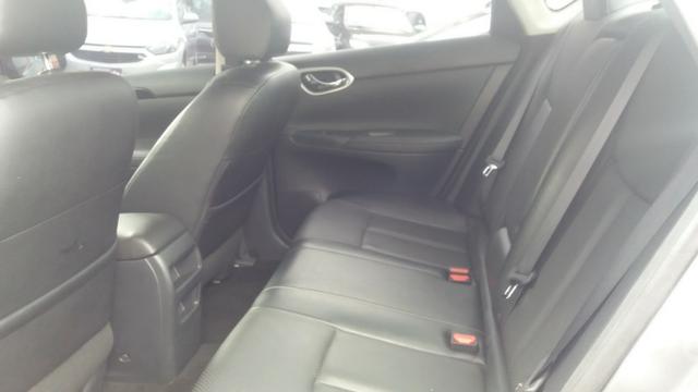 Nissan Sentra - Foto 3
