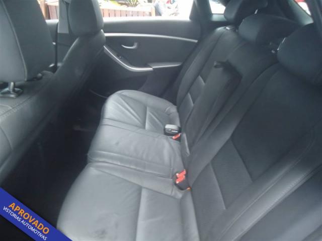 HYUNDAI I30 1.8 4P AUTOMATICO - Foto 9