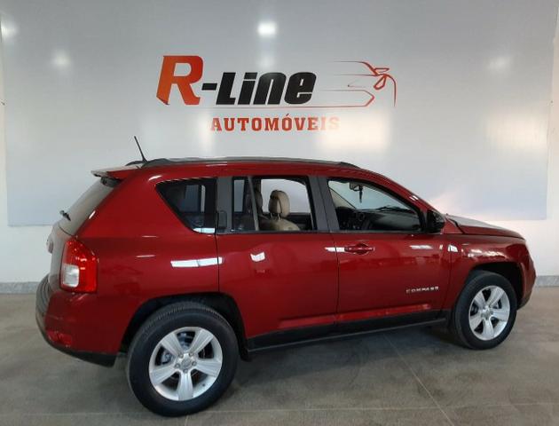 Jeep Compass Sport 2.0 2012/ Pneus novos/ Impecável - Foto 4