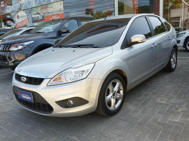 Ford Focus 1.6 GLX Manual - Muito Novo - Procurar Raphael Moreira