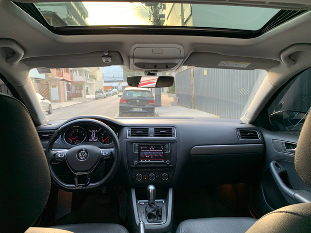 Jetta 1.4 Tsi 2018 com 32.000 km + Teto Solar e Pacote Exclusive - Foto 10