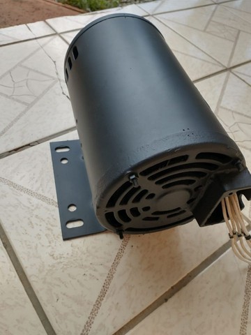 Motor elétrico trifásico para compressor de ar 20 pés  - Foto 5