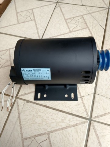 Motor elétrico trifásico para compressor de ar 20 pés  - Foto 6
