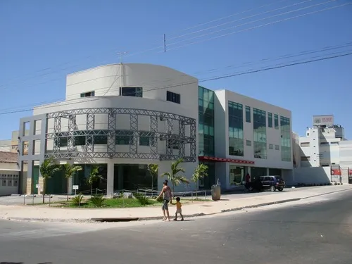 Salas Comerciais, divisa com Buriti Shopping