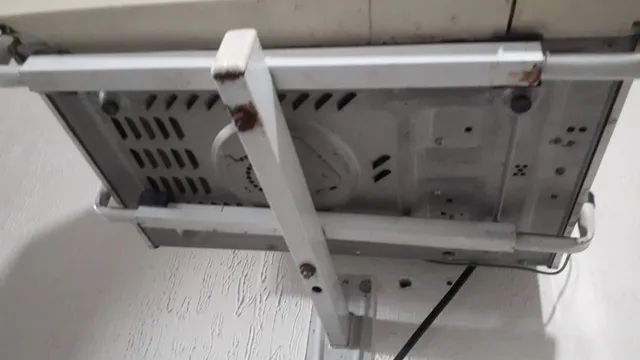 Suporte para tv ou microndas semi nova barato com suporte para tv fixar na parede - Foto 3