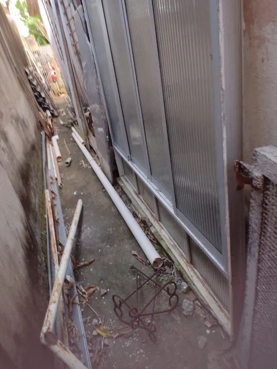 Vendo 01 Janela e 01 Porta em aluminio no precinho pra vender logo! - Foto 5