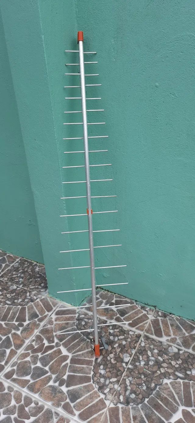 IMPERDÍVEL APROVEITE POR APENAS:  <br>R$ 99,00<br><br>?ANTENA EXTERNA <br>UHF DIGITAL <br>CENTURY <br> - Foto 3