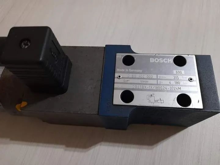 Valvula Proporcional Bosch/Rexroth DBE TBX-1X/180G 24-37Z4ME com Módulo - Foto 6