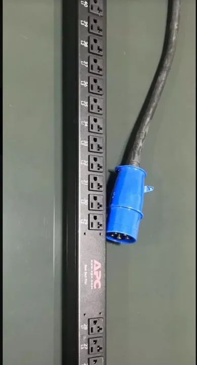 Pdu Apc Ap7562 - usada - Foto 2