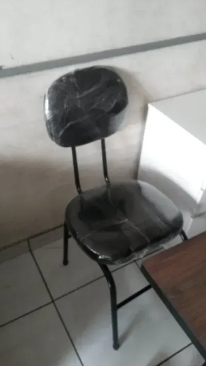 cadeira fixa, diversas cores em courino ou tecido - apenas 190 cada - entrego