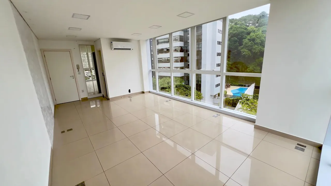 SALA COMERCIAL ED. HELBOR DUAL OFFICES | 34 M² | 01 VAGA DE GARAGEM